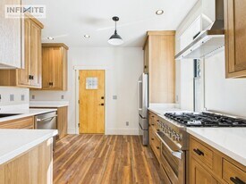 1423 W Babcock St in Bozeman, MT - Building Photo