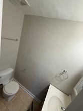 1462 St Michael Ave in East Point, GA - Foto de edificio - Building Photo