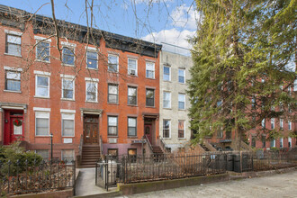 122 3rd Pl in Brooklyn, NY - Building Photo - Building Photo