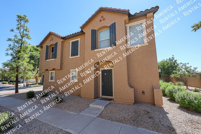 9233 E Neville Ave in Mesa, AZ - Foto de edificio - Building Photo