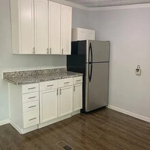 232 Suburban St SW in Shallotte, NC - Foto de edificio - Building Photo