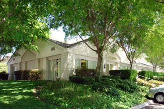 Sandpiper in San Diego, CA - Foto de edificio - Building Photo