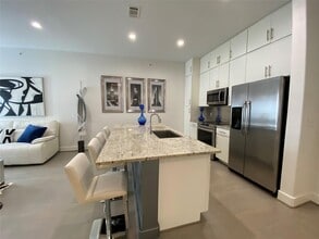 1901 Post Oak Blvd in Houston, TX - Building Photo - Building Photo