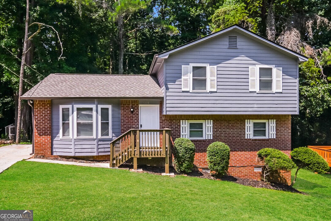 5338 Olde St in Stone Mountain, GA - Building Photo
