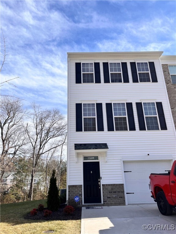 11229 Magill Terrace Dr in Chester, VA - Building Photo - Building Photo