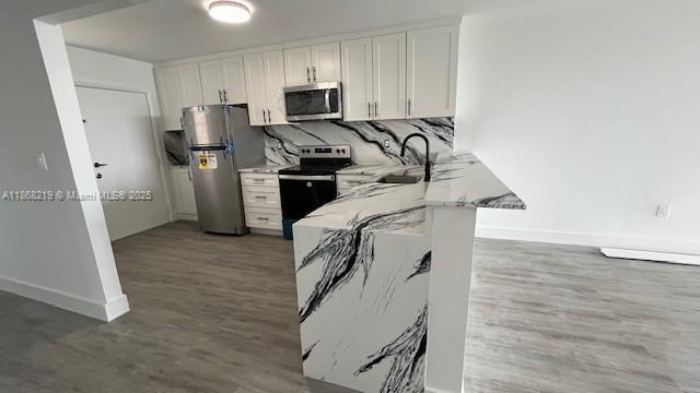 1780 NE 191st St in Miami, FL - Building Photo - Building Photo