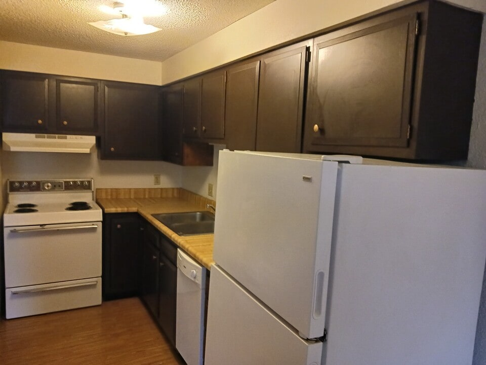23 Village Dr, Unit 2 in Cape Girardeau, MO - Building Photo