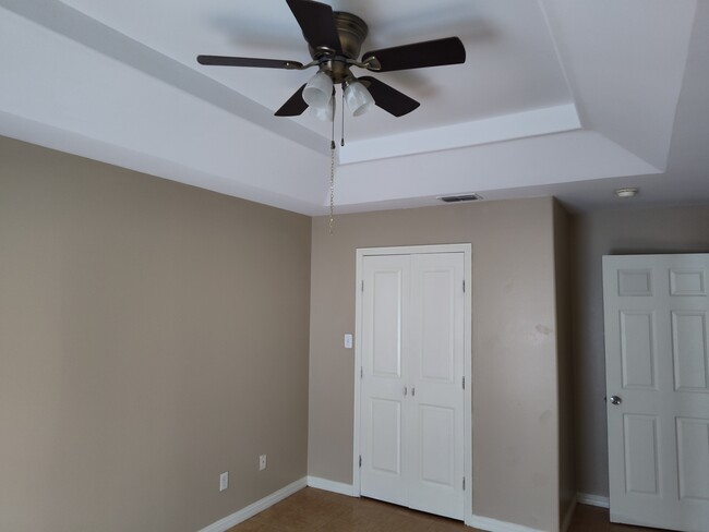 2117 Aruba Dr, Unit Apt 3 in Edinburg, TX - Building Photo - Building Photo