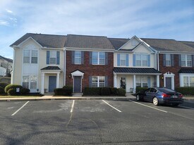 35 Spring Crossing Circle in Greer, SC - Building Photo