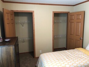 204 E 10th Ave in Emporia, KS - Building Photo - Building Photo