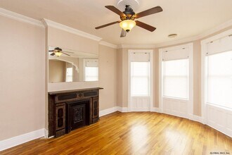 341 Madison Ave-Unit -2nd Fl in Albany, NY - Building Photo - Building Photo