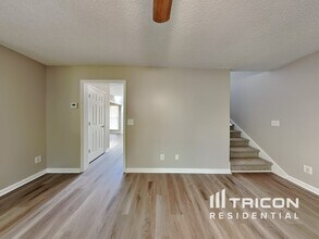 200 Sasnett Dr in Lawrenceville, GA - Building Photo - Building Photo