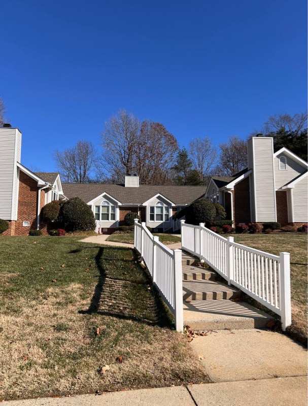 2032 Hearthwood Ct