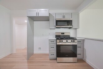 606 Cresline St in Houston, TX - Building Photo - Building Photo