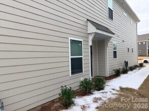 2012 Highland Park Dr in Charlotte, NC - Building Photo - Building Photo