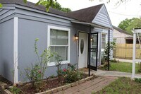 1813 Hatwell St photo'