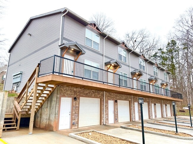 511 Glenstone Springs Dr in Clarksville, TN - Building Photo - Building Photo