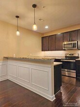 5643 Arbor Chase Dr in Ann Arbor, MI - Building Photo - Building Photo