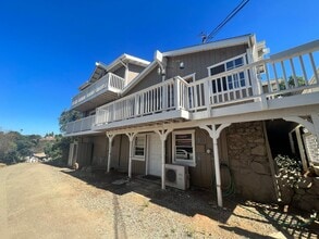 1937 Lilac Ln in Alpine, CA - Building Photo - Building Photo