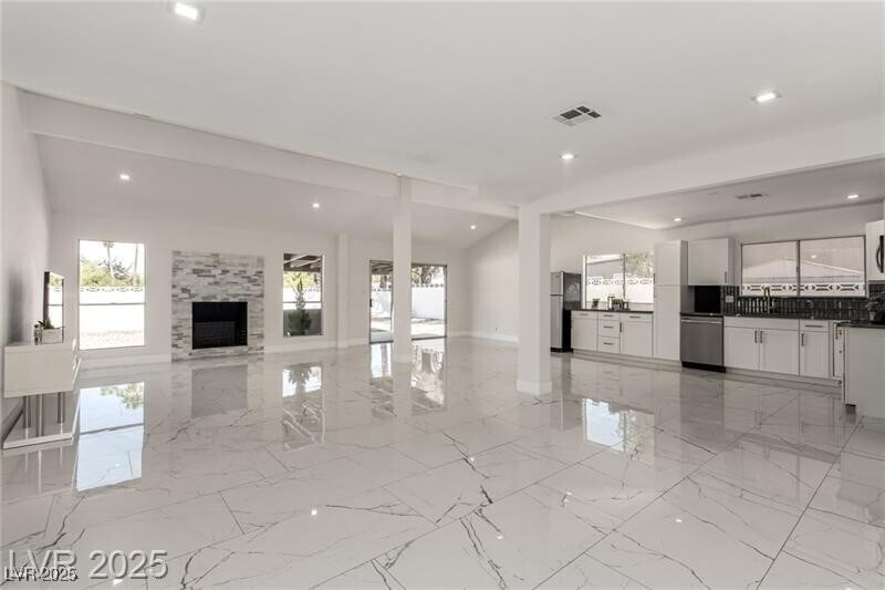 3826 S Edmond St in Las Vegas, NV - Building Photo