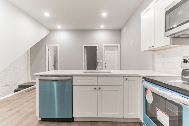 2323 N 2nd St in Philadelphia, PA - Building Photo - Building Photo