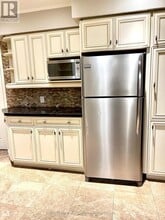 134 James St in King City, ON - Building Photo - Building Photo