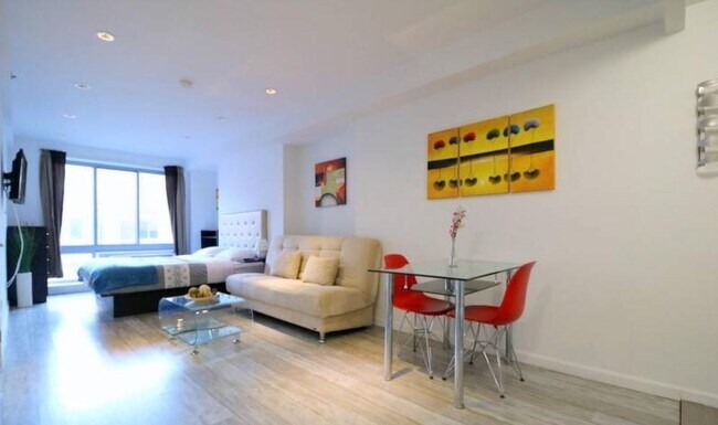 property at 521 W 48th St