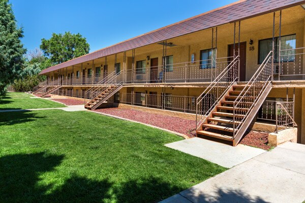 Evergreen in Pueblo, CO - Building Photo