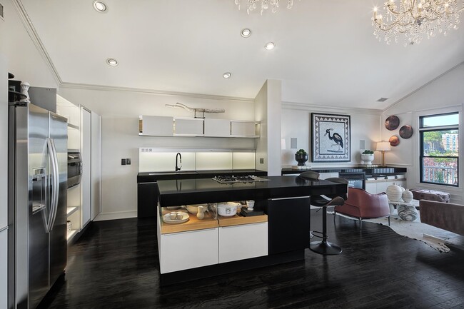 57 Lydia Dr in Guttenberg, NJ - Building Photo - Building Photo