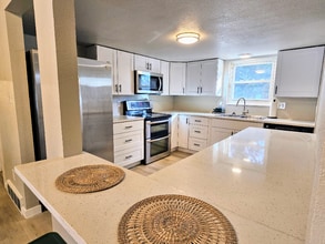 9210 Meade St in Westminster, CO - Foto de edificio - Building Photo