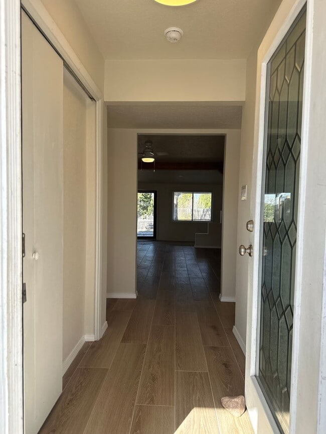 2340 Avenida de las Campanas in Santa Fe, NM - Building Photo - Building Photo