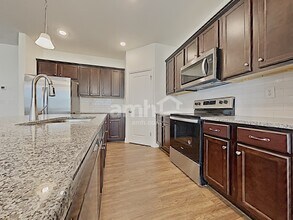 4905 Canyon Creek Way in Cumming, GA - Building Photo - Building Photo