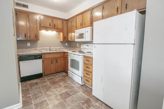 807 Golf View Pl in Clarksville, TN - Building Photo - Building Photo