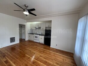 1781 N Orchid Ave in Los Angeles, CA - Building Photo - Building Photo