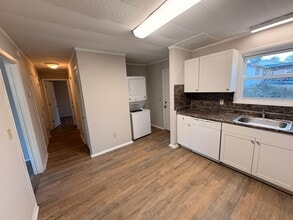 195 Nunnally St in Athens, GA - Building Photo - Building Photo