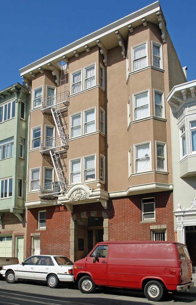 1355 Mason St in San Francisco, CA - Building Photo - Building Photo