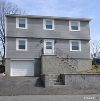 43 Brooklawn Ave in Norwalk, CT - Building Photo