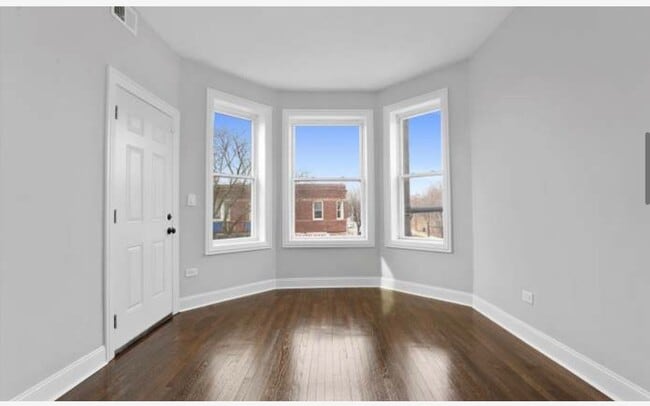 957 N Central Park Ave in Chicago, IL - Building Photo - Building Photo