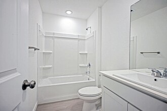 2429 Legends Crk in Canyon Lake, TX - Building Photo - Building Photo