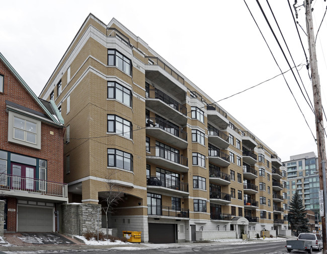 The Lanesborough in Ottawa, ON - Building Photo - Primary Photo