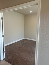 3891 Duncan Ave in Clovis, CA - Building Photo - Building Photo