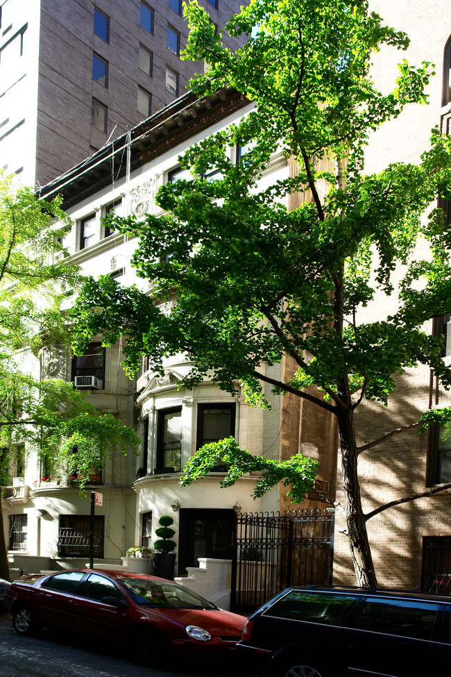 256 W 93rd St in New York, NY - Foto de edificio - Building Photo