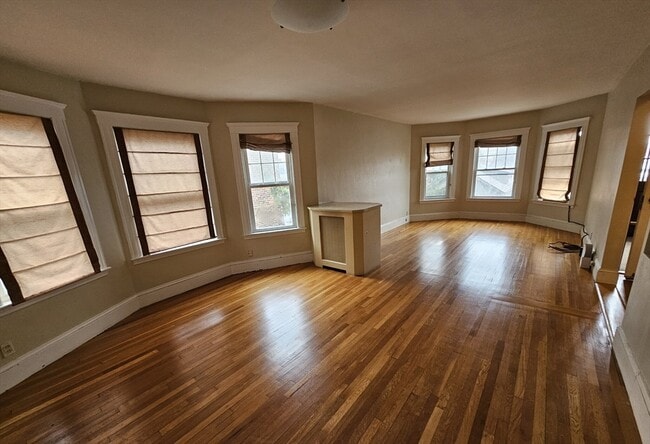 82 Walnut St in Brookline, MA - Building Photo - Building Photo