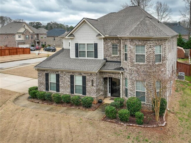 property at 600 Lockerbie Ter