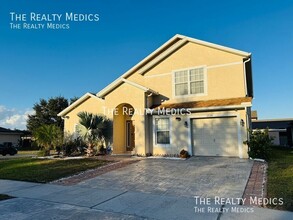 1228 Sandy Ridge Dr in Davenport, FL - Building Photo - Building Photo