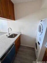 1571 Piikoi St in Honolulu, HI - Building Photo - Building Photo