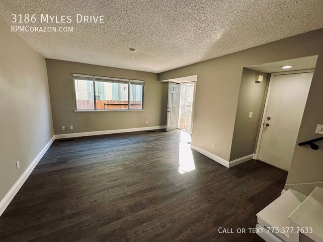 3186 Myles Dr in Sparks, NV - Building Photo - Building Photo