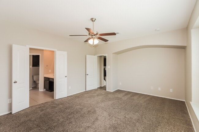 property at 439 Sky Ridge Dr