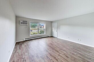 333 Short St in Lemont, IL - Building Photo - Building Photo