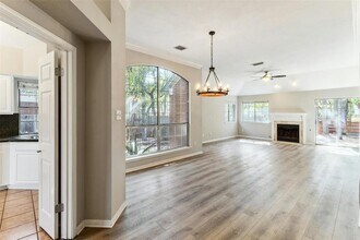 5905 Shanghai Pierce Rd in Austin, TX - Building Photo - Building Photo